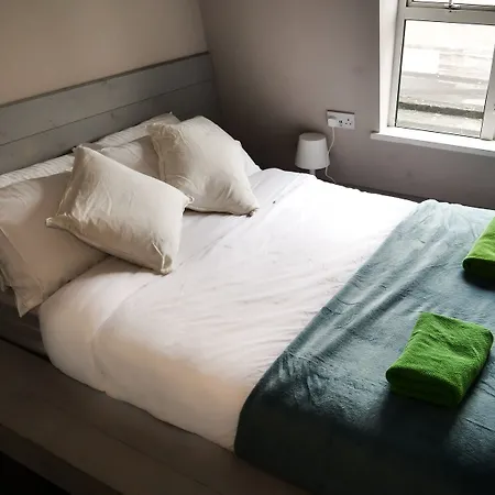 Ha'penny Bridge Apartment *